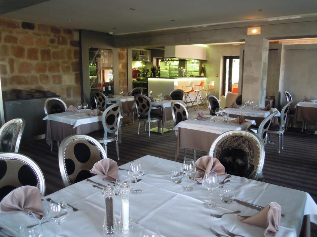 Hôtel Restaurant Le Régal Saint-Die-des-Vosges Esterno foto