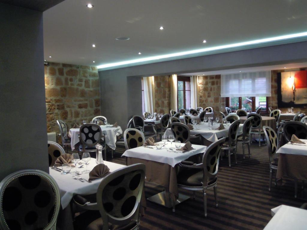 Hôtel Restaurant Le Régal Saint-Die-des-Vosges Esterno foto